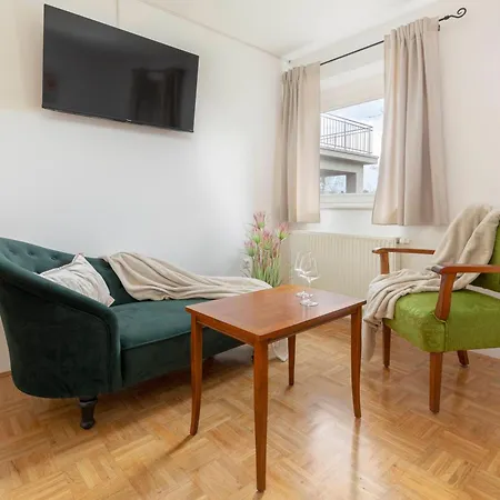 Apartment Cozy Garden Flat