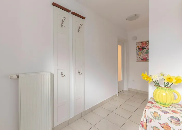 Cozy Garden Flat * Lublana